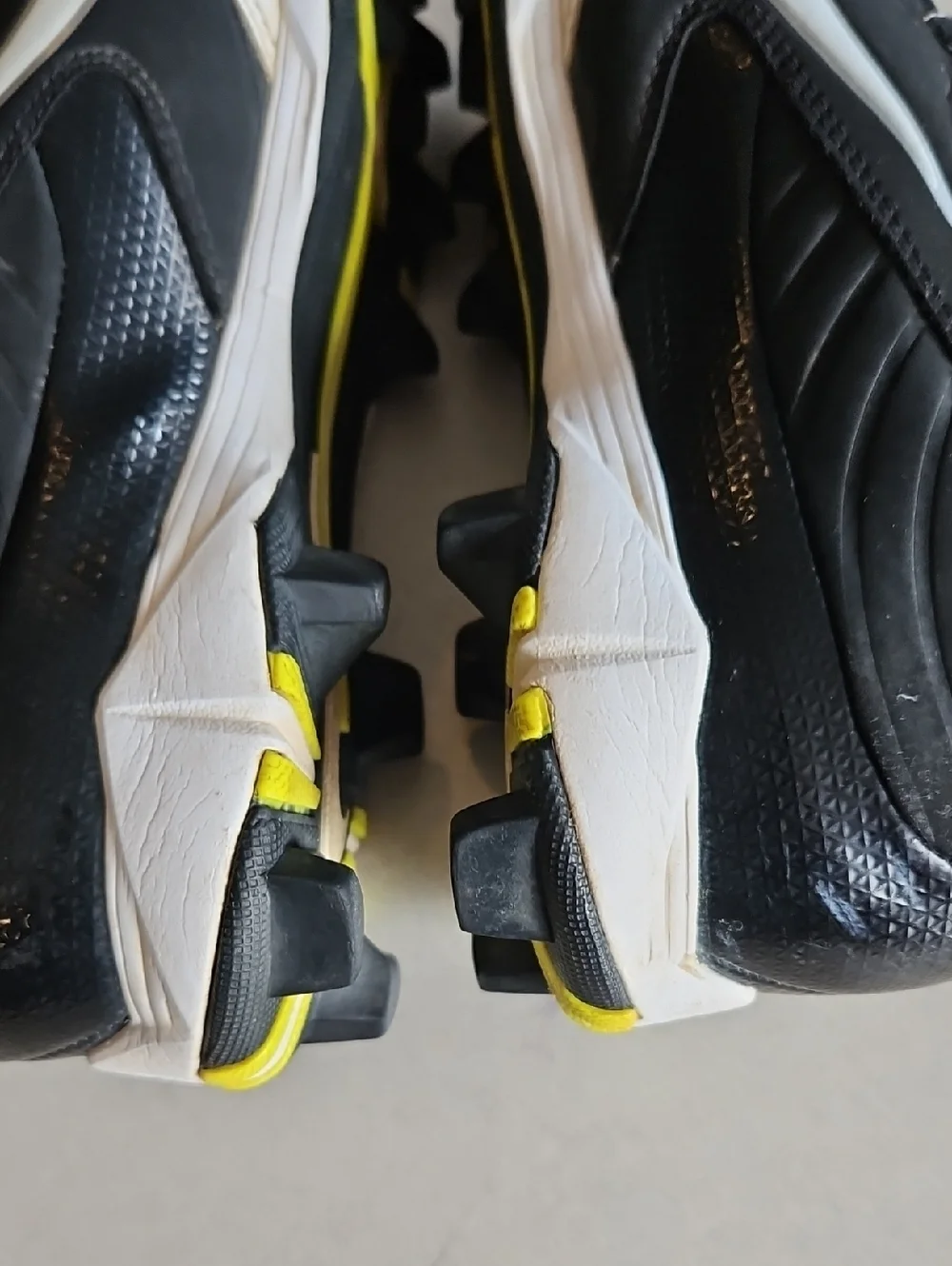 Nike Huarache Baseball Cleats